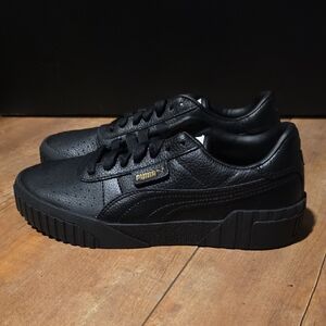 Puma Woman's Black Leather Sneakers